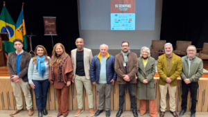 Abertura oficial do IV SemPIAS reúne participantes na Câmara Municipal de Gramado